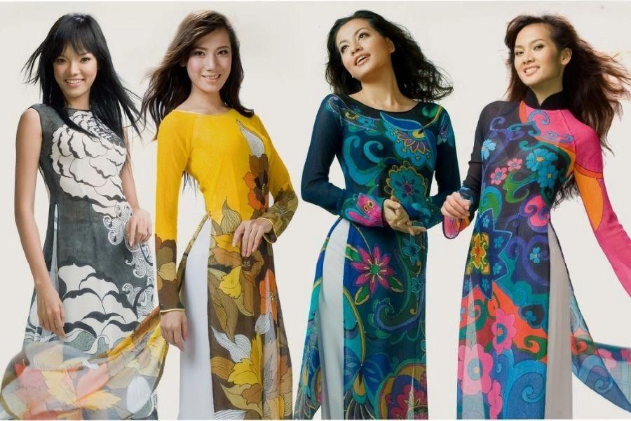Áo dài qua các thời kỳ